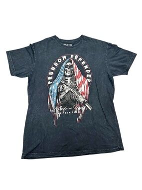 🔥🔥 AFFLICTION Freedom Defender All Over Print Graphic Y2K T-Shirt Size XL